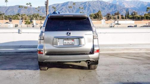 2023 Lexus GX 460 Premium