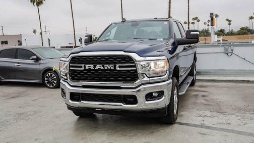 Patriot Blue Pearlcoat 2024 RAM 2500 Big Horn Crew Cab 4x4 6'4' Box