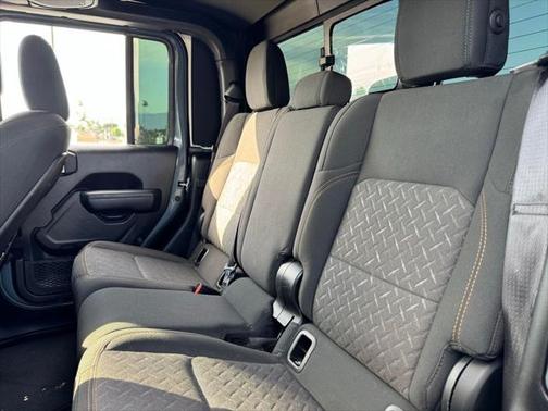2024 Jeep Gladiator Mojave