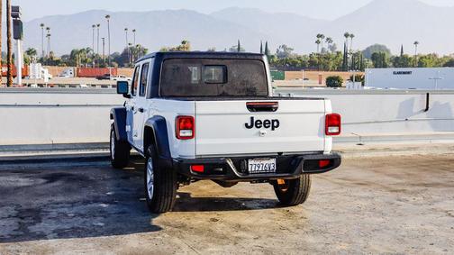 2023 Jeep Gladiator Sport S