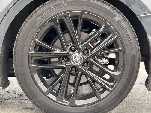 Underground 2025 Toyota Camry SE