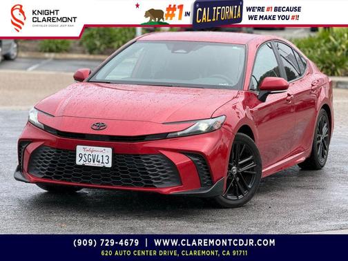 2025 Toyota Camry SE