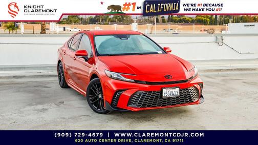 2025 Toyota Camry SE