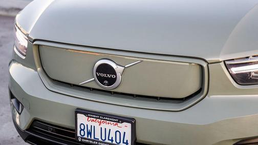 2021 Volvo XC40 Recharge Pure Electric P8