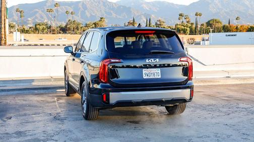 2025 Kia Telluride LX