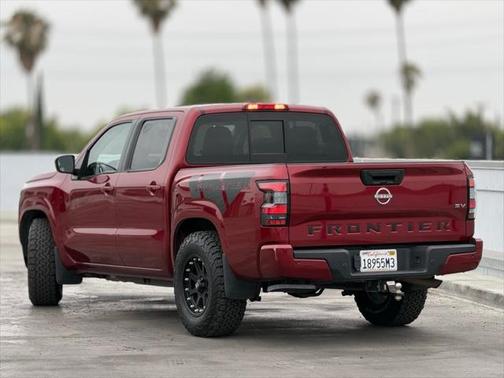 2022 Nissan Frontier SV