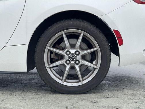 2016 Mazda MX-5 Miata Sport