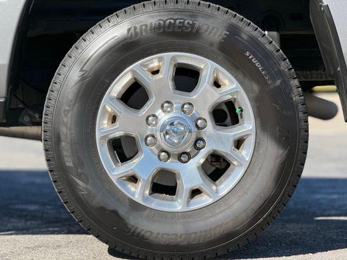 2024 RAM 2500 Laramie Crew Cab 4x4 6'4' Box