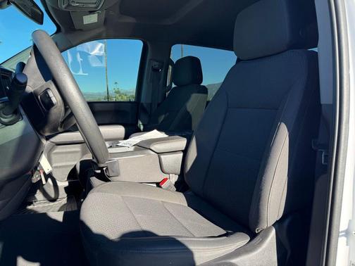 2023 Chevrolet Silverado 2500 Custom