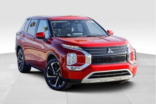 2023 Mitsubishi Outlander PHEV SE S-AWC