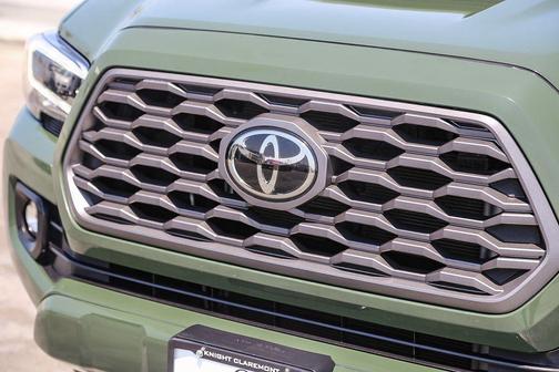 2022 Toyota Tacoma TRD Sport