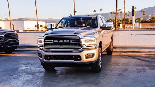 2024 RAM 2500 Laramie Crew Cab 4x4 6'4' Box