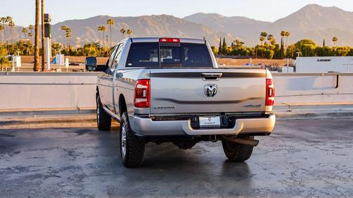 2024 RAM 2500 Laramie Crew Cab 4x4 6'4' Box