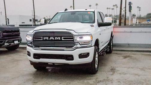 2024 RAM 2500 Laramie Crew Cab 4x4 6'4' Box