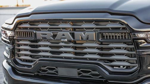 2026 RAM 2500 Big Horn Crew Cab 4x4 8' Box