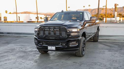 2026 RAM 2500 Big Horn Crew Cab 4x4 8' Box