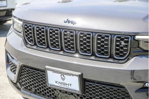 2025 Jeep Grand Cherokee 4xe Summit Reserve