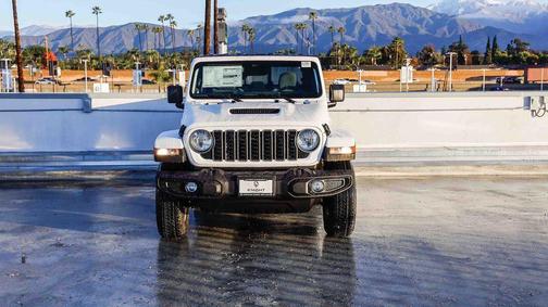 2026 Jeep Gladiator Sport S