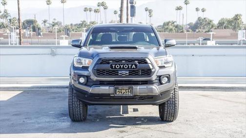2020 Toyota Tacoma TRD Sport