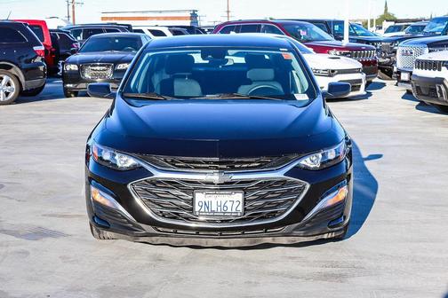 Mosaic Black Metallic 2024 Chevrolet Malibu 1LS