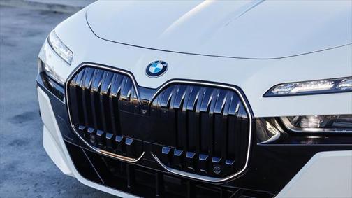 2024 BMW 760 i xDrive