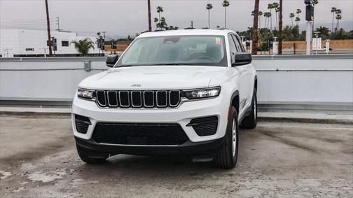 2022 Jeep Grand Cherokee Laredo