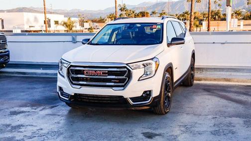 2023 GMC Terrain AWD AT4