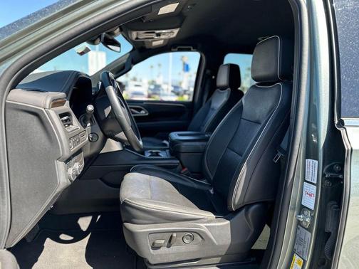Silver Sage Metallic 2023 Chevrolet Suburban Premier