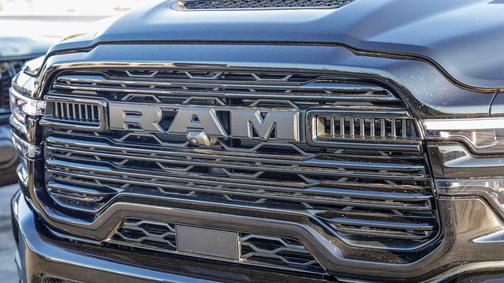 2025 RAM 2500 Laramie Crew Cab 4x4 6'4' Box