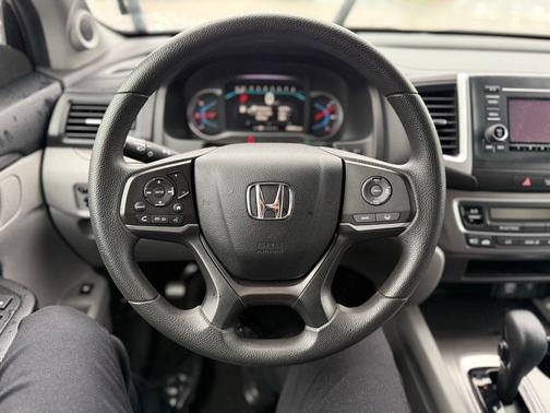 2020 Honda Pilot 2WD LX