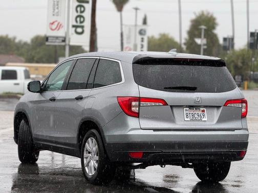 2020 Honda Pilot 2WD LX
