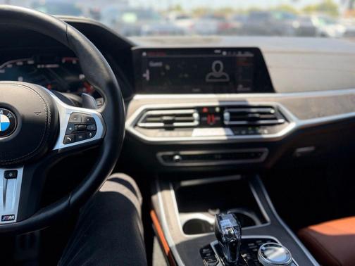 Tanzanite Blue II Metallic 2022 BMW X7 M50i