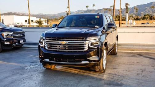2024 Chevrolet Suburban 4WD High Country
