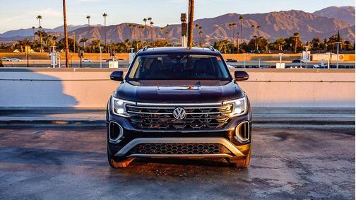 2024 Volkswagen Atlas 2.0T SE w/Technology 4MOTION
