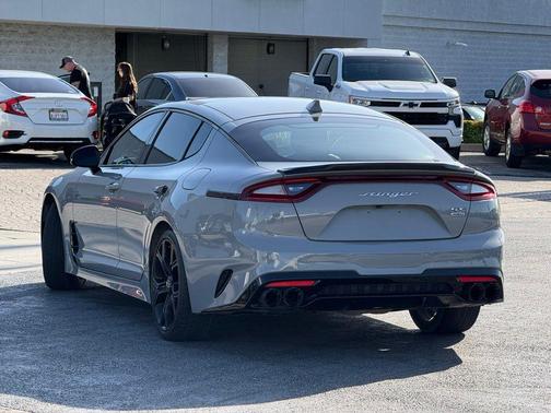Ceramic Silver 2020 Kia Stinger GT2
