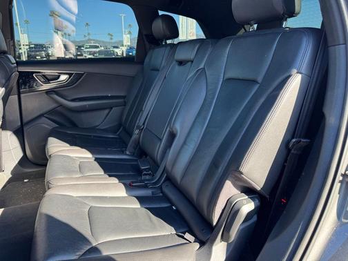 2017 Audi Q7 3.0T Premium