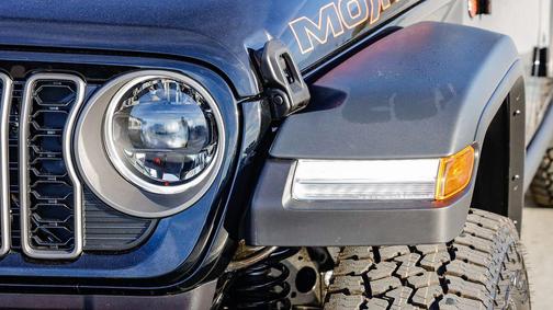 2026 Jeep Gladiator Mojave 4x4