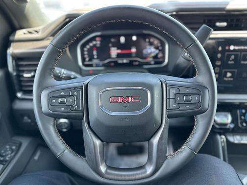 2025 GMC Sierra 2500 AT4