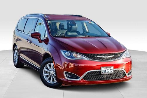 2019 Chrysler Pacifica Touring L