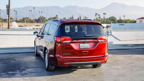 2019 Chrysler Pacifica Touring L