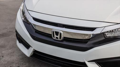 2018 Honda Civic Touring