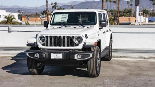 2025 Jeep Wrangler 4-Door Sahara 4x4