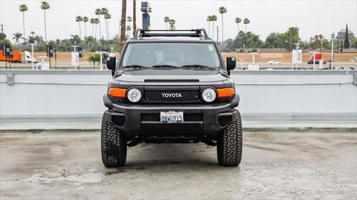 2014 Toyota FJ Cruiser Base