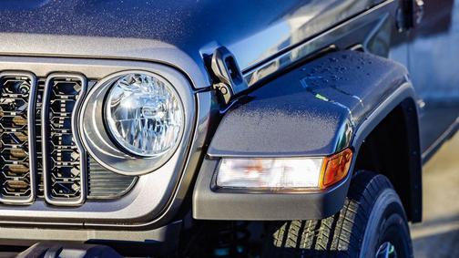 2026 Jeep Gladiator Sport S