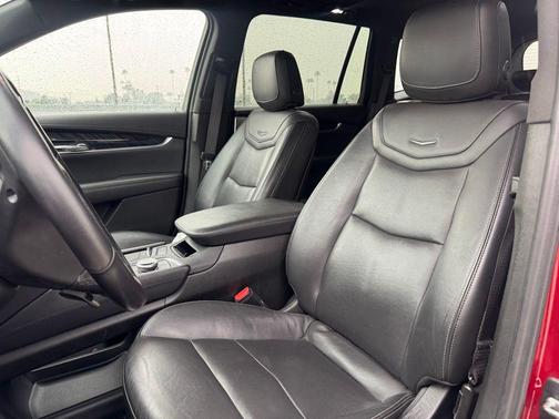 2023 Cadillac XT6 Premium Luxury AWD