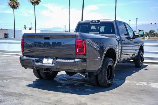 Granite Crystal Metallic Clearcoat 2026 RAM 3500 Laramie Crew Cab 4x4 8' Box