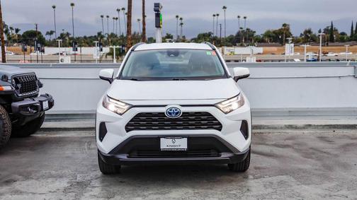 2024 Toyota RAV4 Hybrid XLE