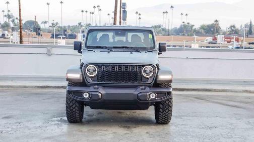 2025 Jeep Gladiator Willys