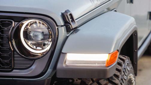 2025 Jeep Gladiator Willys