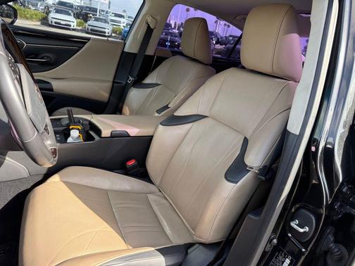 Caviar 2021 Lexus ES 300h Luxury